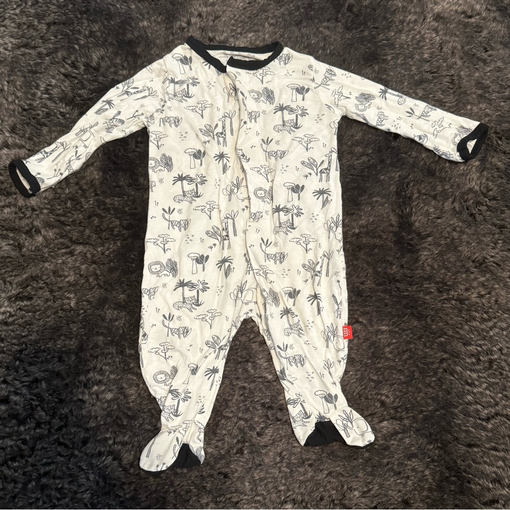 Magnetic Me Safari Footie in 0-3 months